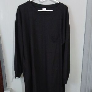 Classic Black Long Sleeve Knit Dress with Pocket